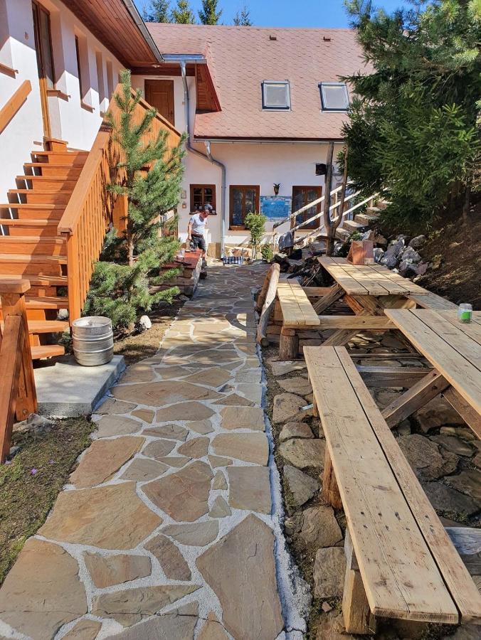 Penzion U Cupku Mlynky Exterior photo